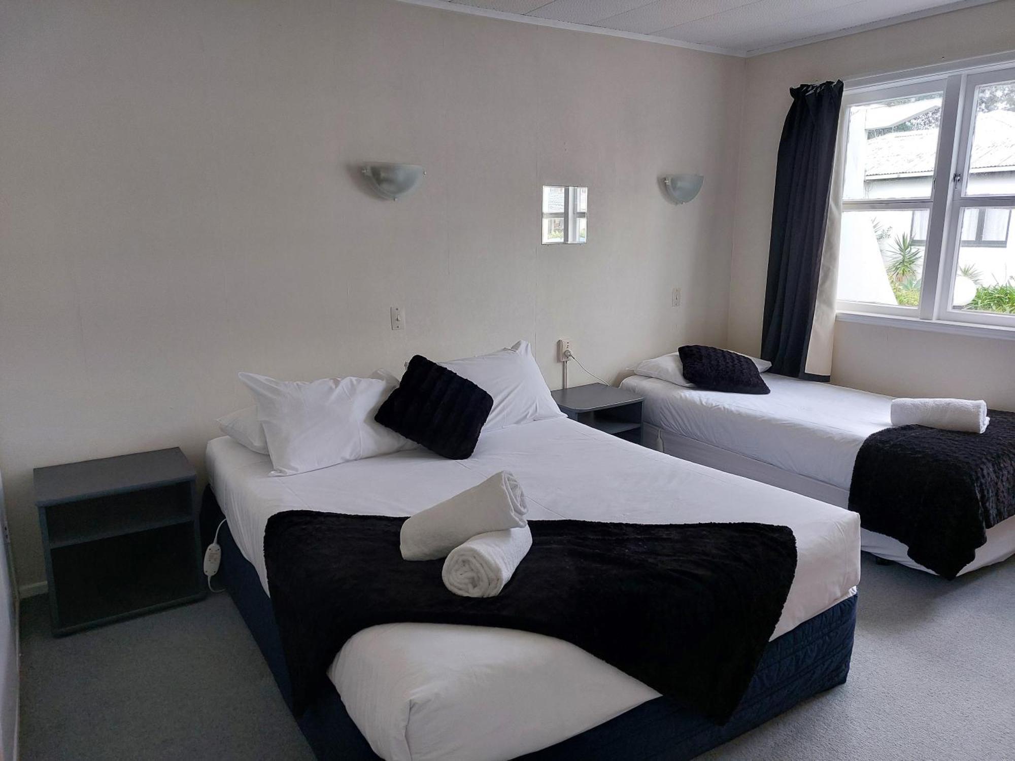 Edgewater Motel Orewa Buitenkant foto