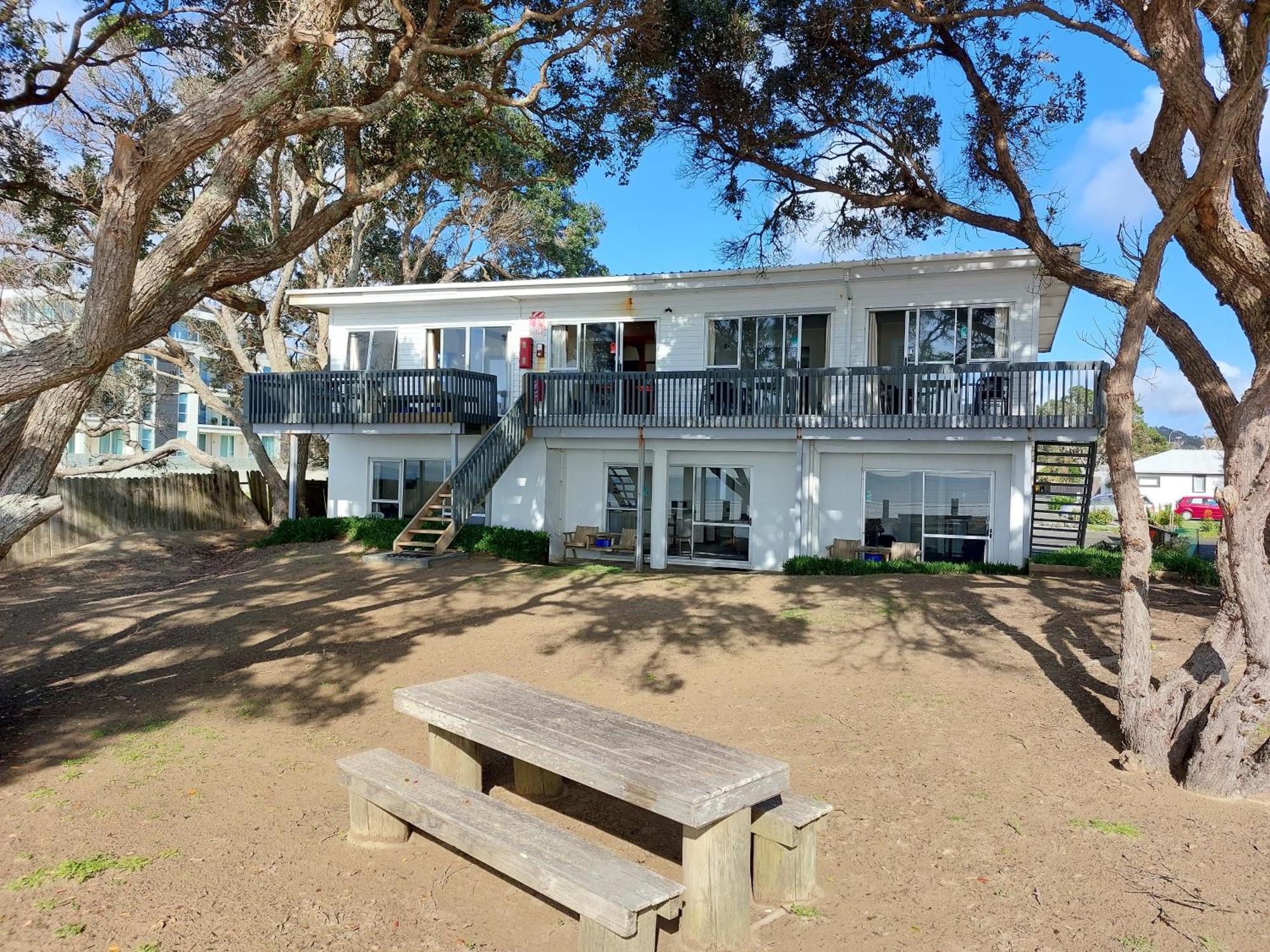 Edgewater Motel Orewa Buitenkant foto