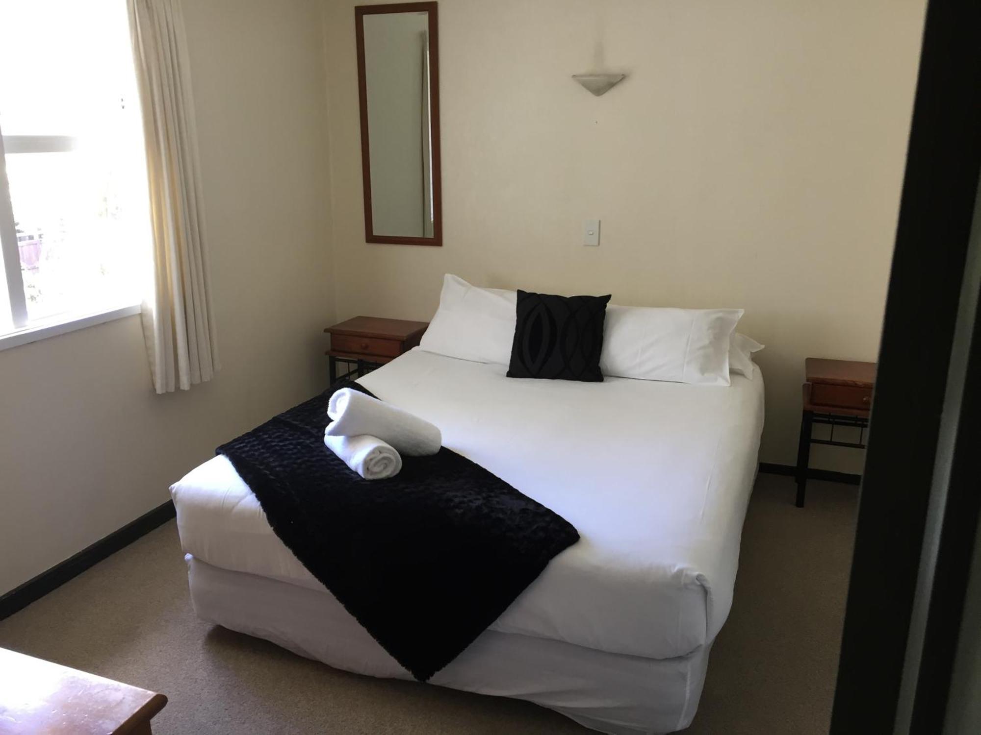 Edgewater Motel Orewa Buitenkant foto