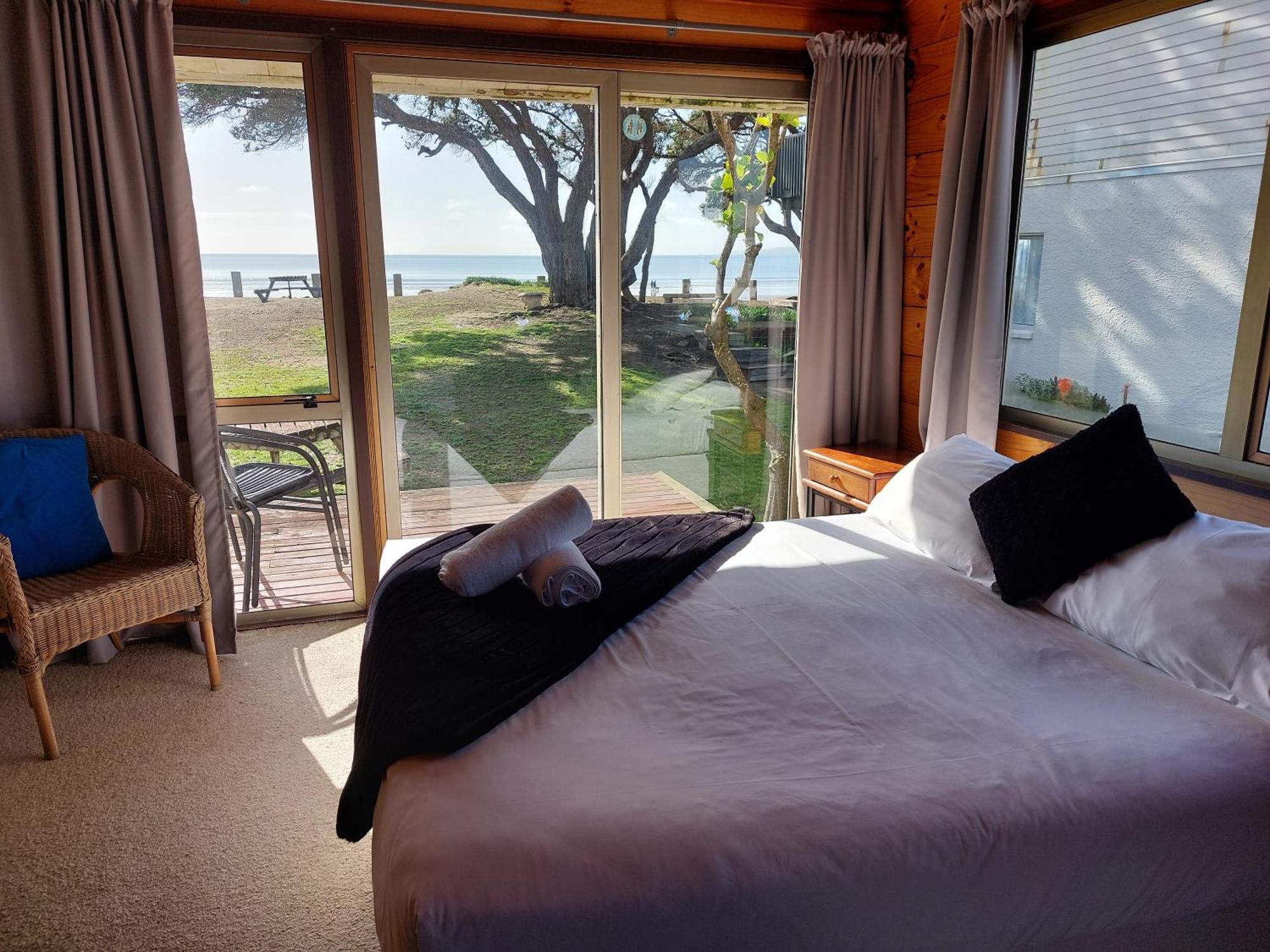 Edgewater Motel Orewa Buitenkant foto