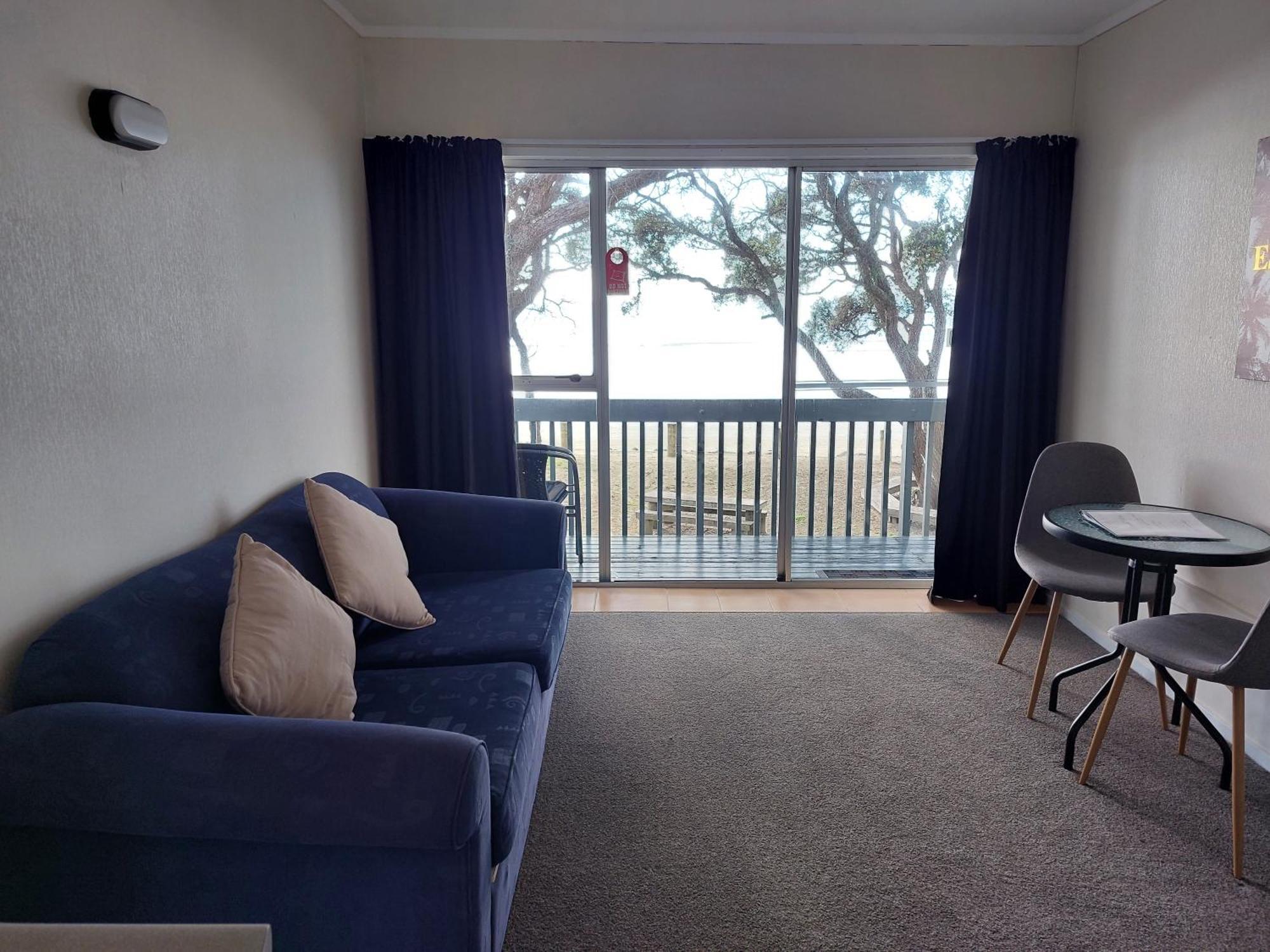 Edgewater Motel Orewa Buitenkant foto