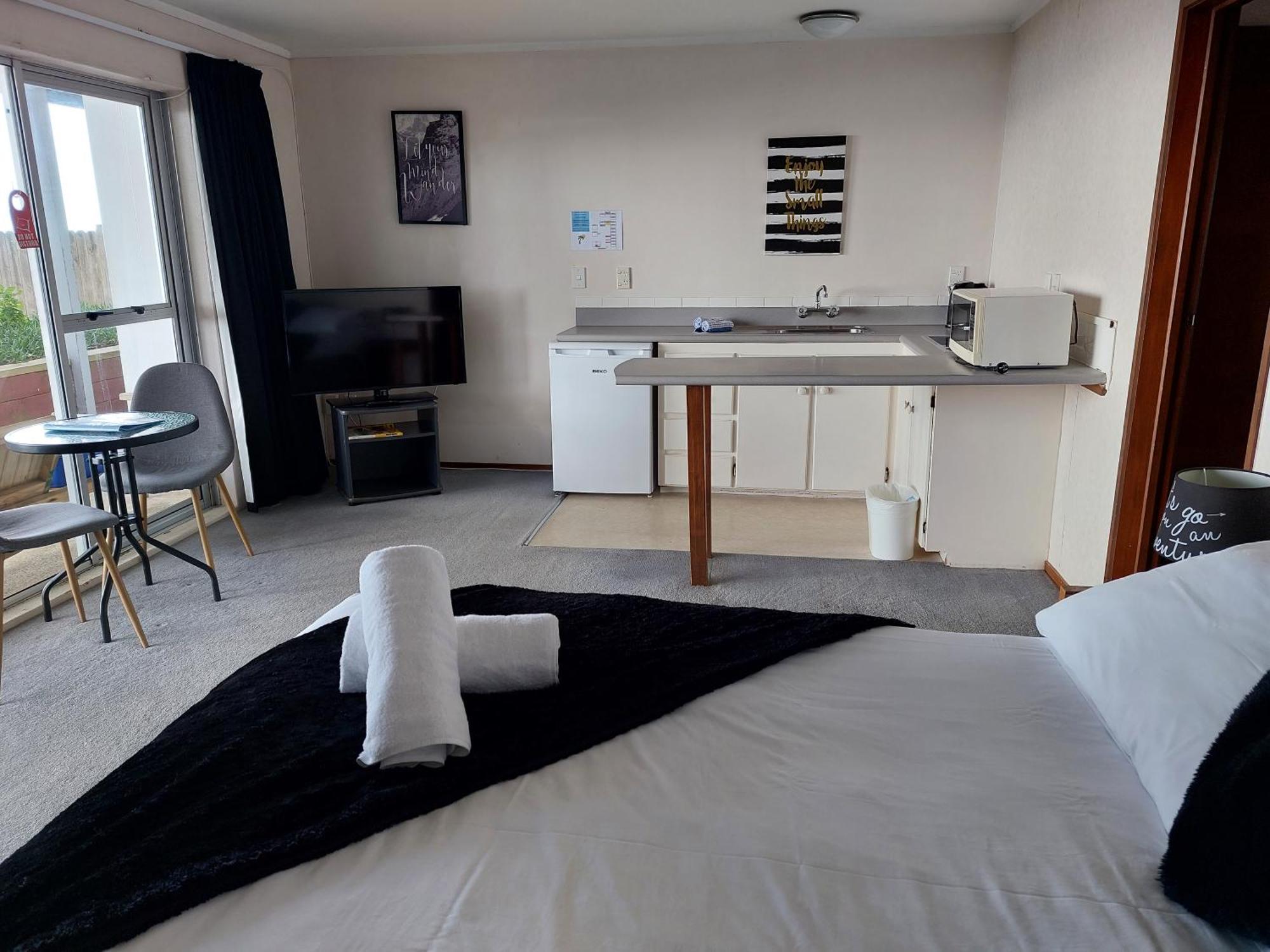 Edgewater Motel Orewa Buitenkant foto