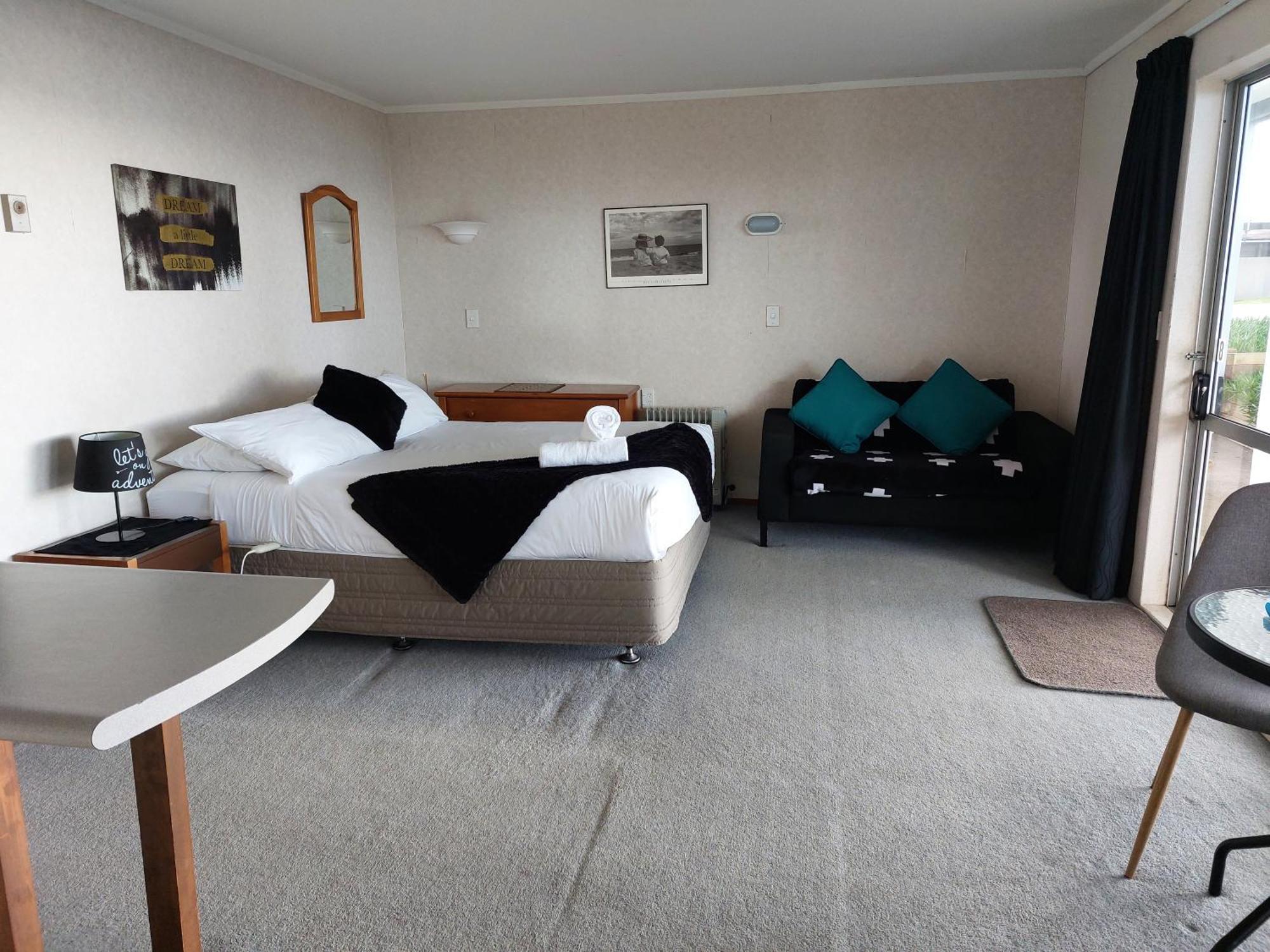 Edgewater Motel Orewa Buitenkant foto